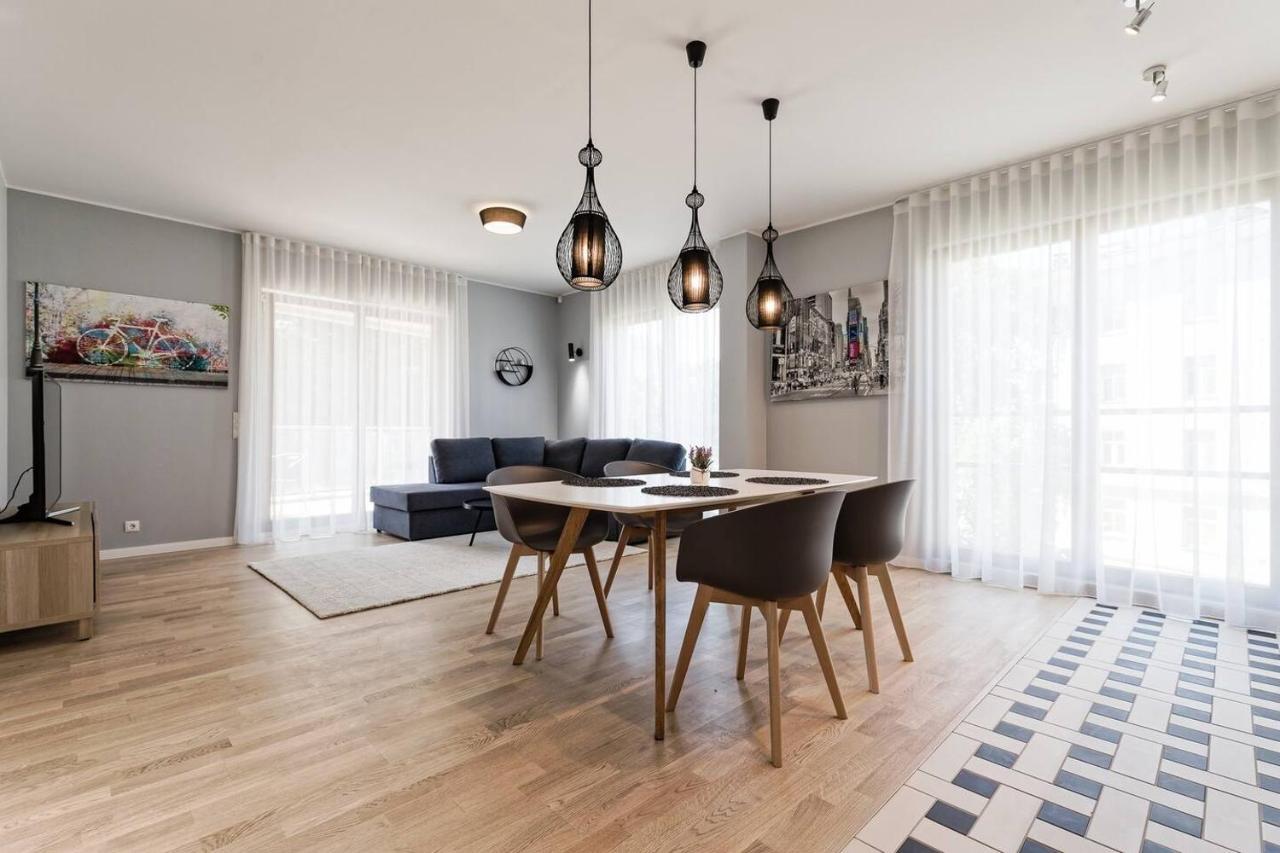 Central Apartments, Quiet With Free Parking And Ac. Talin Exterior foto