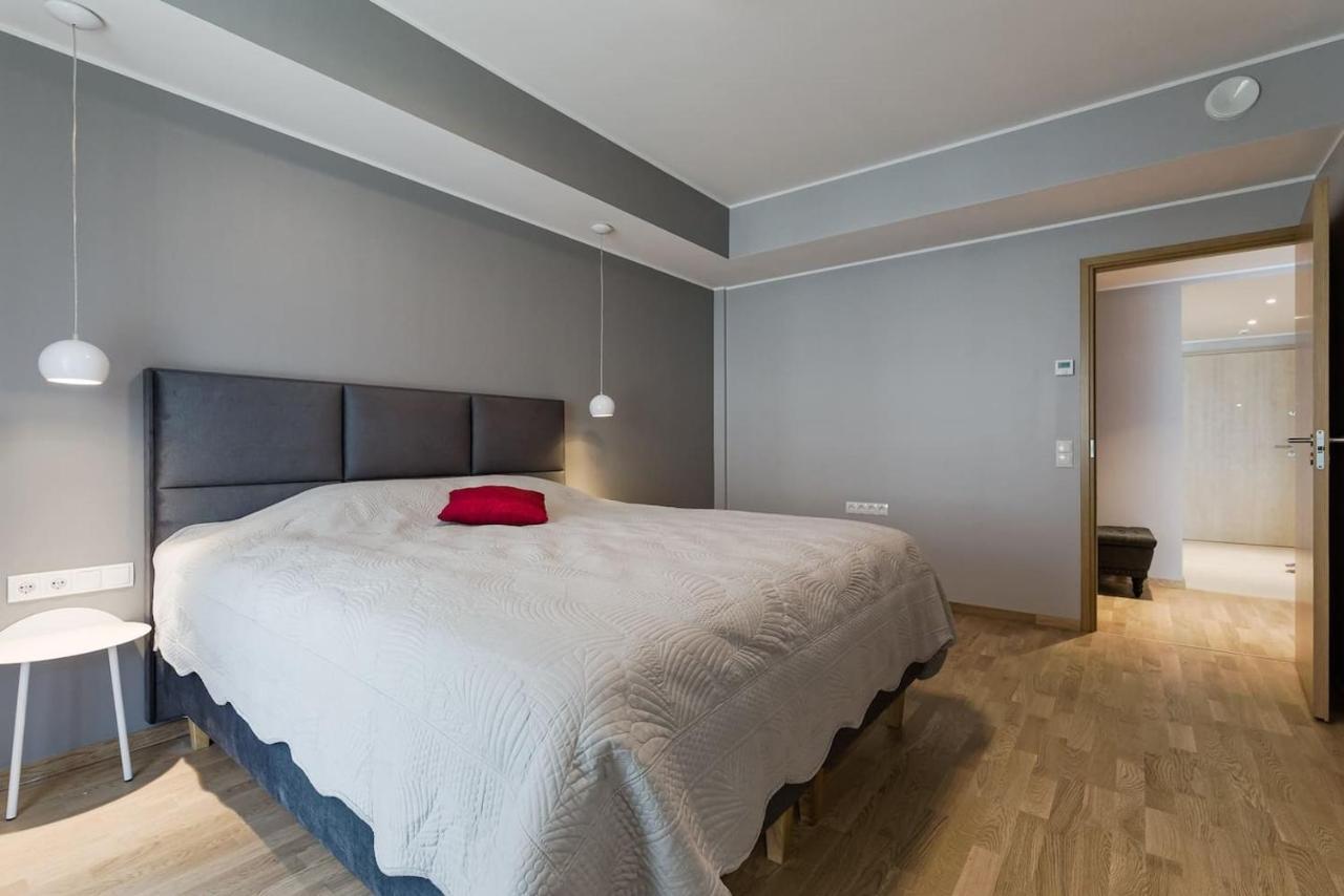 Central Apartments, Quiet With Free Parking And Ac. Talin Exterior foto