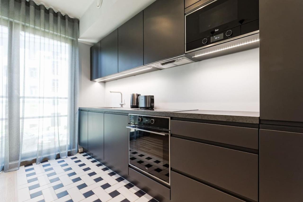 Central Apartments, Quiet With Free Parking And Ac. Talin Exterior foto