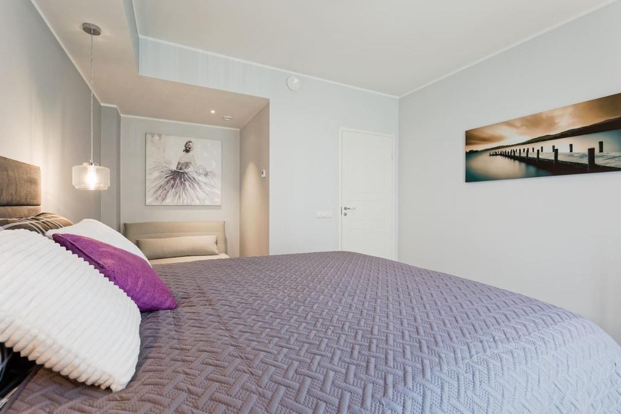 Central Apartments, Quiet With Free Parking And Ac. Talin Exterior foto