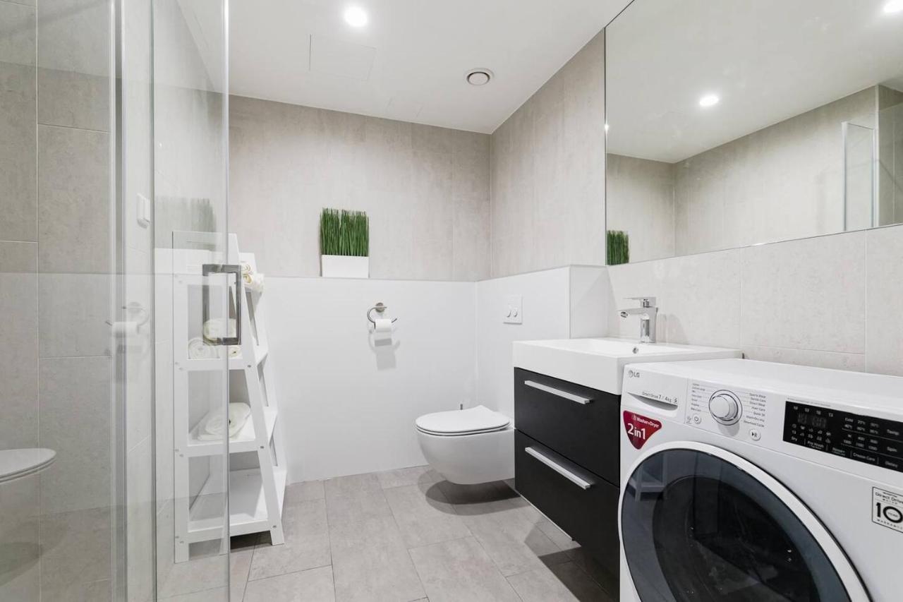 Central Apartments, Quiet With Free Parking And Ac. Talin Exterior foto