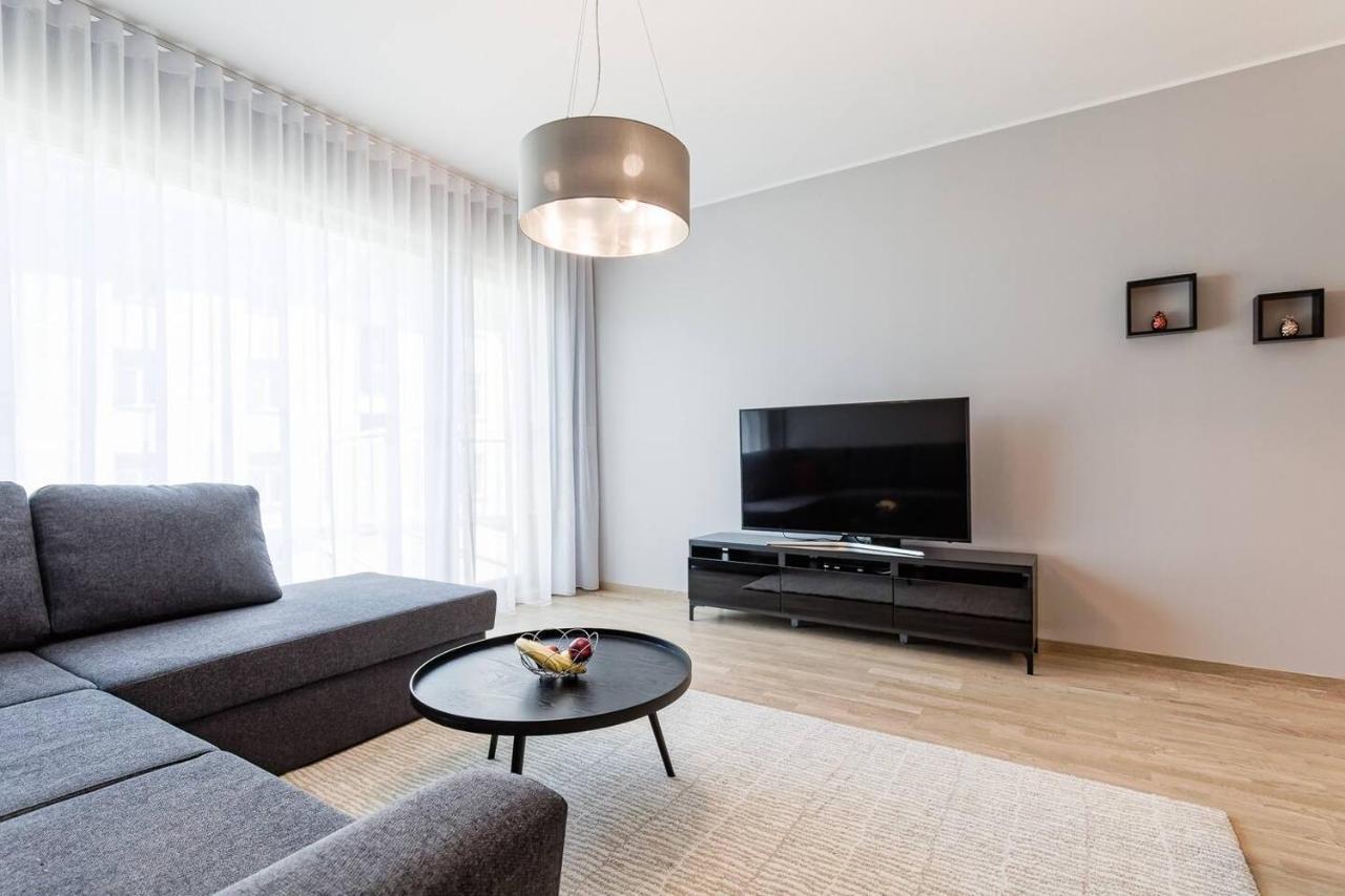 Central Apartments, Quiet With Free Parking And Ac. Talin Exterior foto