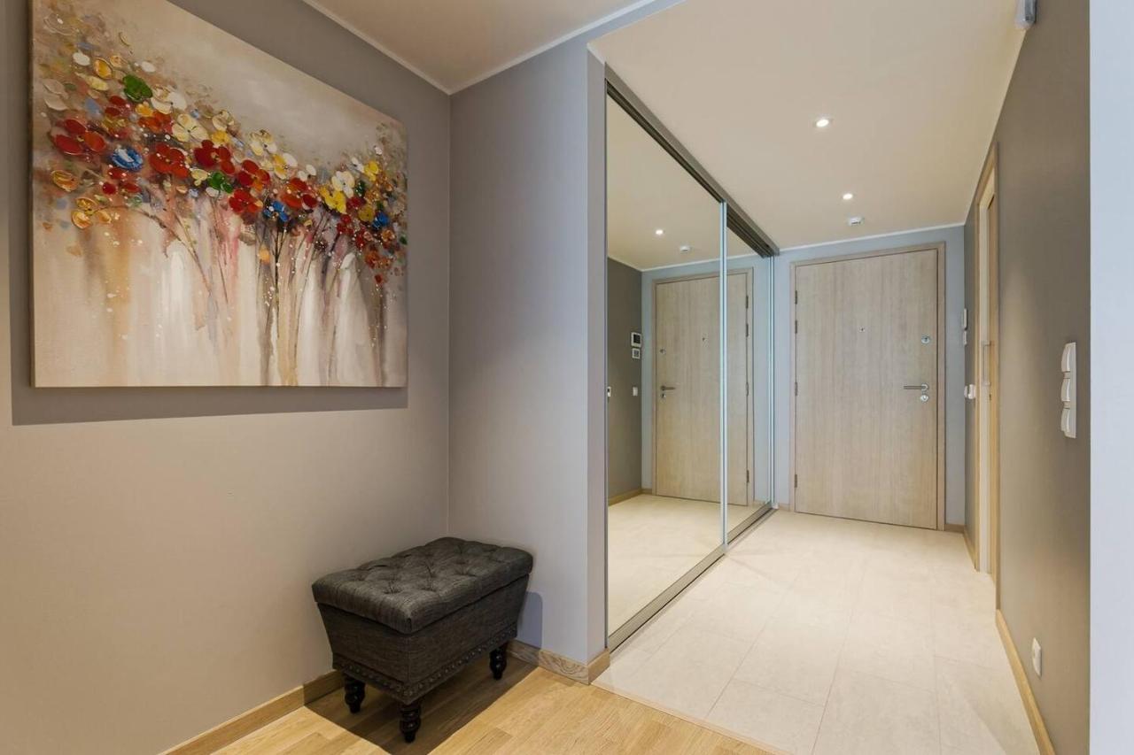 Central Apartments, Quiet With Free Parking And Ac. Talin Exterior foto
